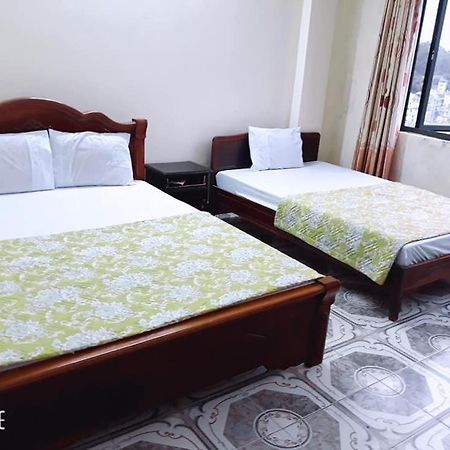Nha Nghi Thanh Tam Hotel Ха Лонг Екстериор снимка