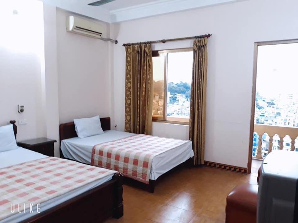 Nha Nghi Thanh Tam Hotel Ха Лонг Екстериор снимка